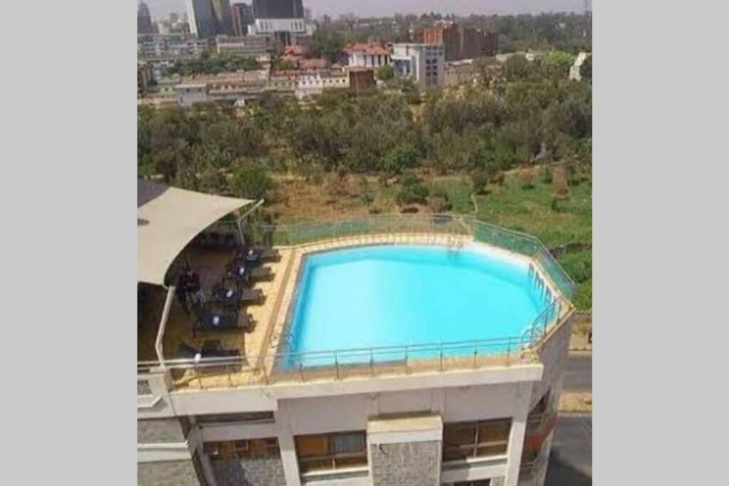 City View With Rooftop Pool - Studio Nairobi Esterno foto