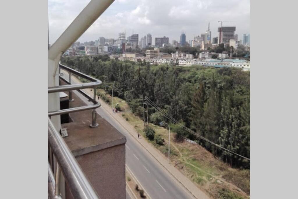 City View With Rooftop Pool - Studio Nairobi Esterno foto